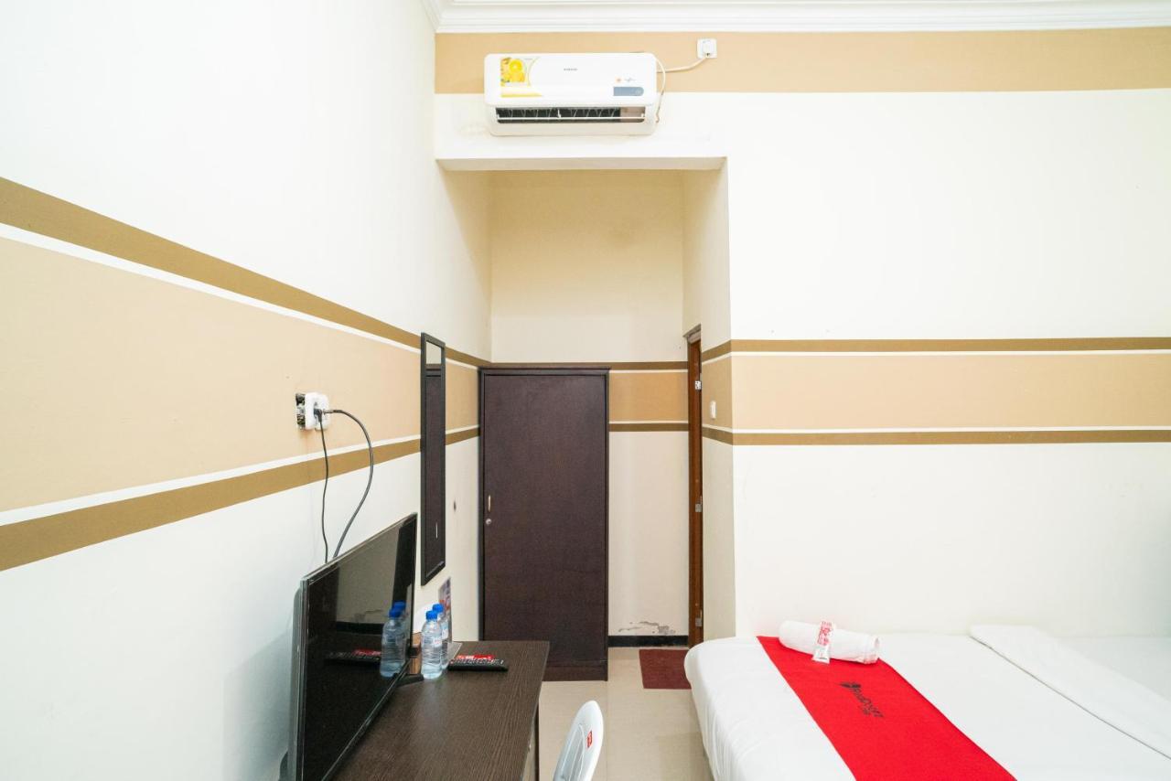 Reddoorz Syariah Near Marvel City Mall 2 Surabaia Exterior foto