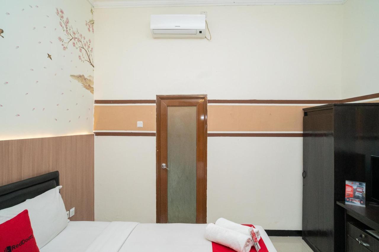 Reddoorz Syariah Near Marvel City Mall 2 Surabaia Exterior foto