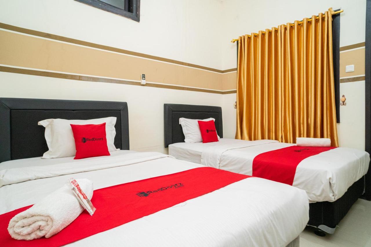Reddoorz Syariah Near Marvel City Mall 2 Surabaia Exterior foto